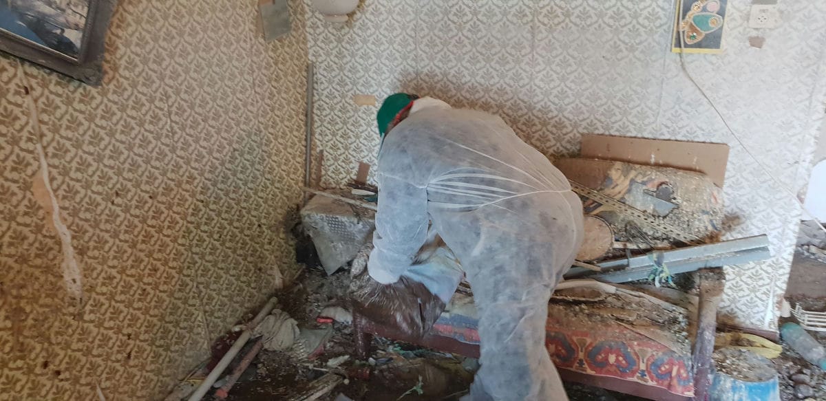 פינוי דירה מוזנחת וניקיון מסלון מטונף - עשה זאת בעצמך