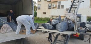 הסודות של פינוי דירה מוזנחת עמוסה בזבל - עשה זאת בעצמך