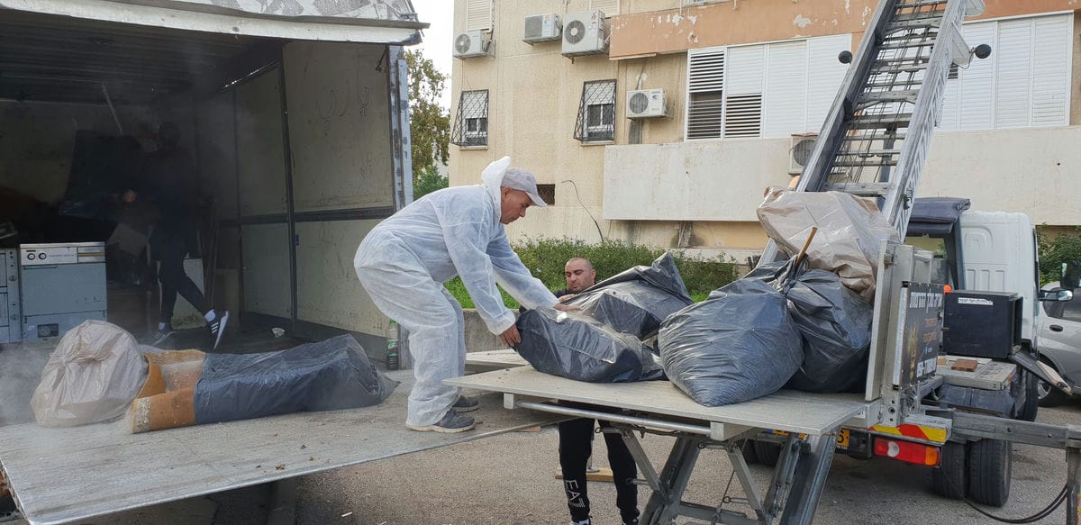 פינוי דירה מוזנחת עמוסה בזבל ללא טעויות - עשה זאת בעצמך